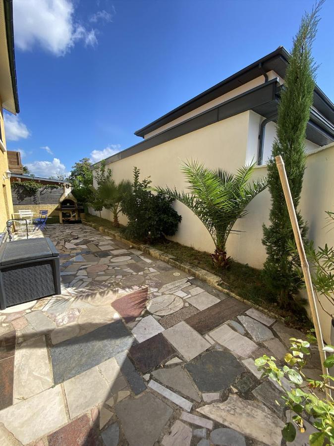 Maison Lyon-Bron Eurexpo - Stadium Groupama Daire Dış mekan fotoğraf